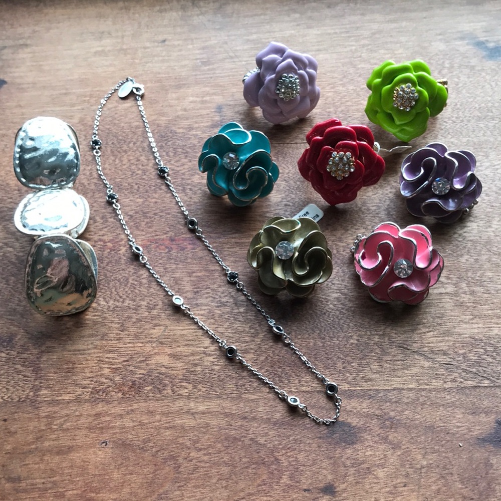 Enamel stretch rings